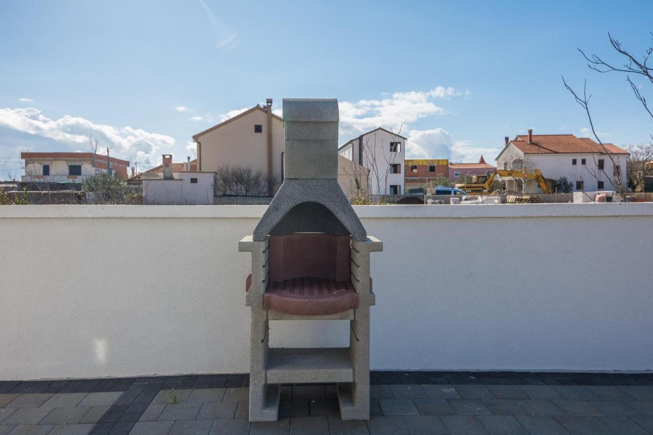 ויר Apartments Pejakovic מראה חיצוני תמונה