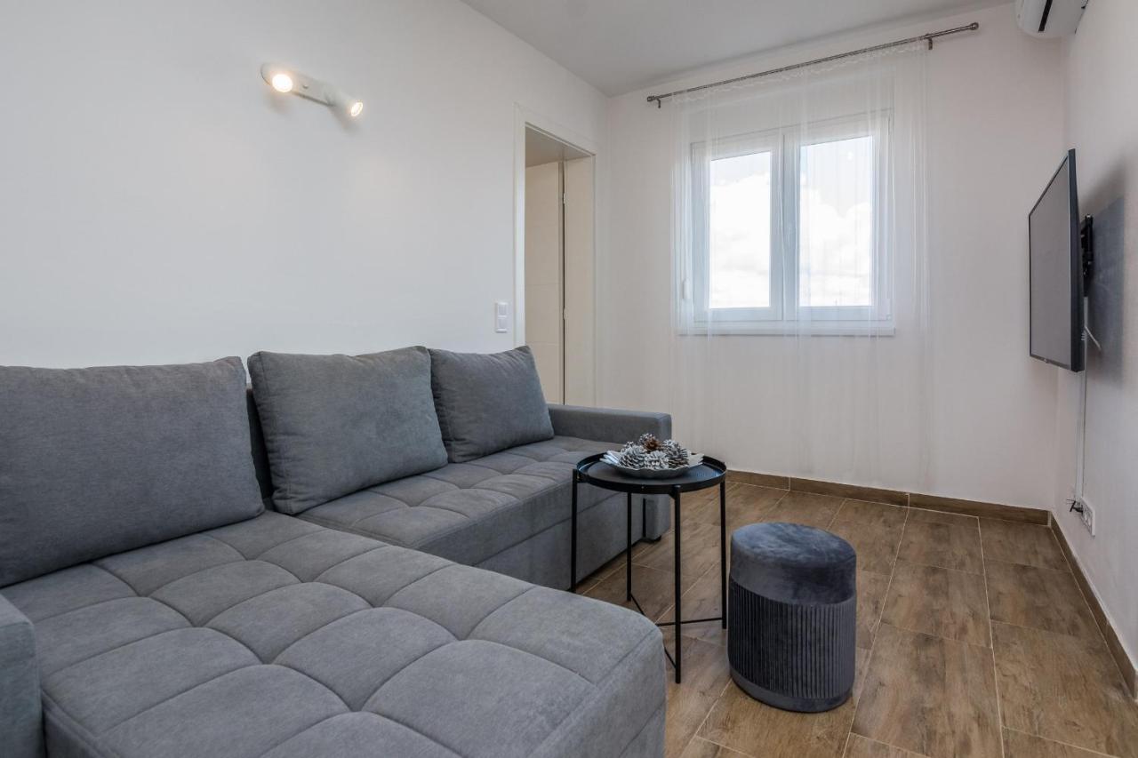 ויר Apartments Pejakovic מראה חיצוני תמונה
