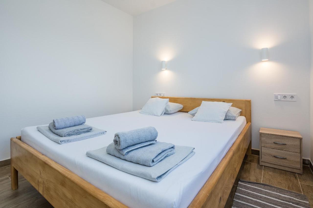 ויר Apartments Pejakovic מראה חיצוני תמונה