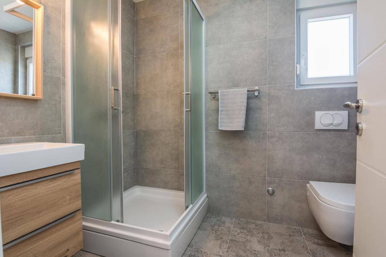 ויר Apartments Pejakovic מראה חיצוני תמונה